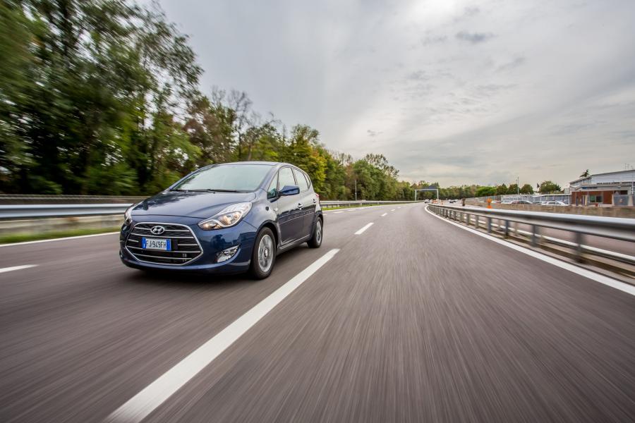  Hyundai ix20 App Mode 2017 года  (фото 2 из 9)